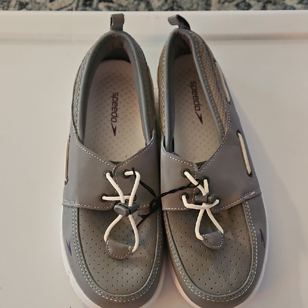 Speedo Gray and White Casual Slip-Ons